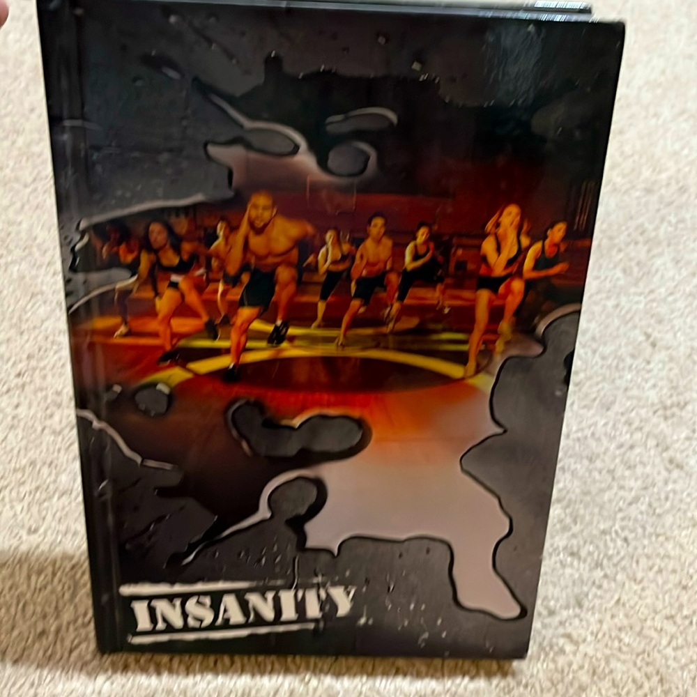 INSANITY Beachbody 10 DVD 60 Day Total Body Workout Set Fitness Program Ultimate